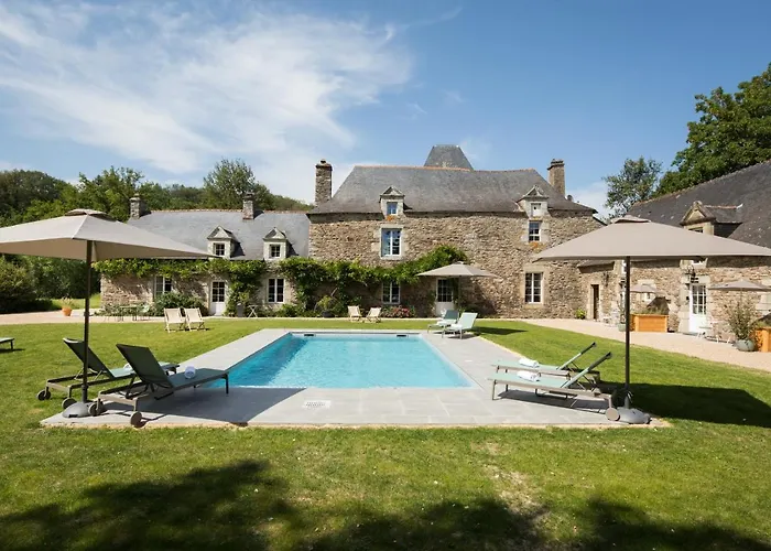 Manoir Du Vau D Arz Gites Et Chambres D Hotes Avec Piscine