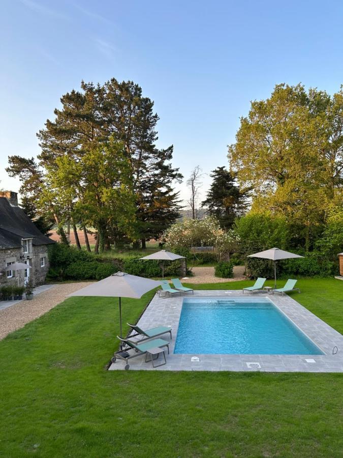 Manoir Du Vau D Arz Et D Hotes Avec Piscine