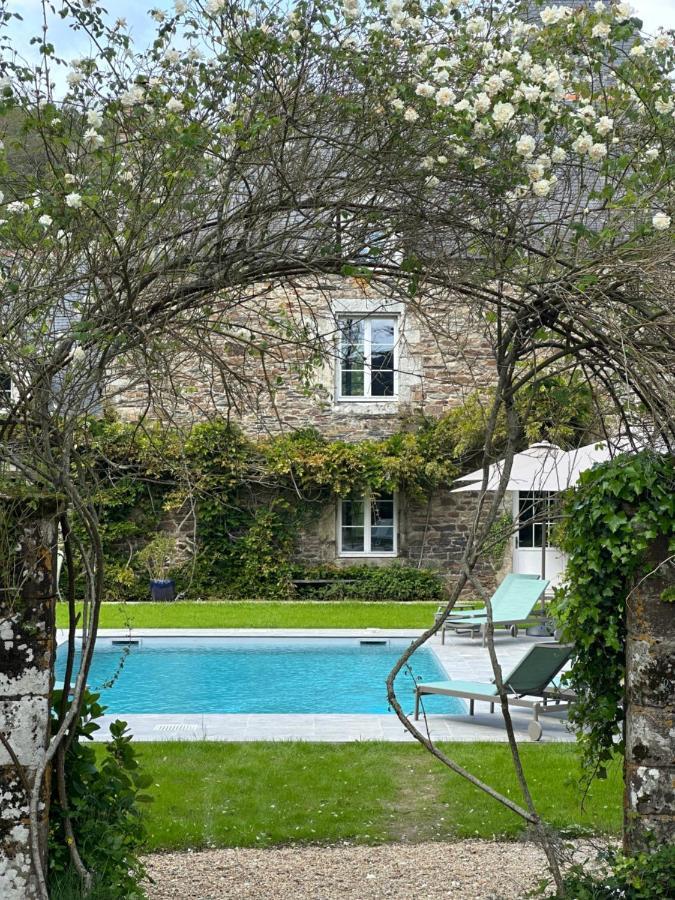 Bed & Breakfast Manoir Du Vau D Arz Et D Hotes Avec Piscine *