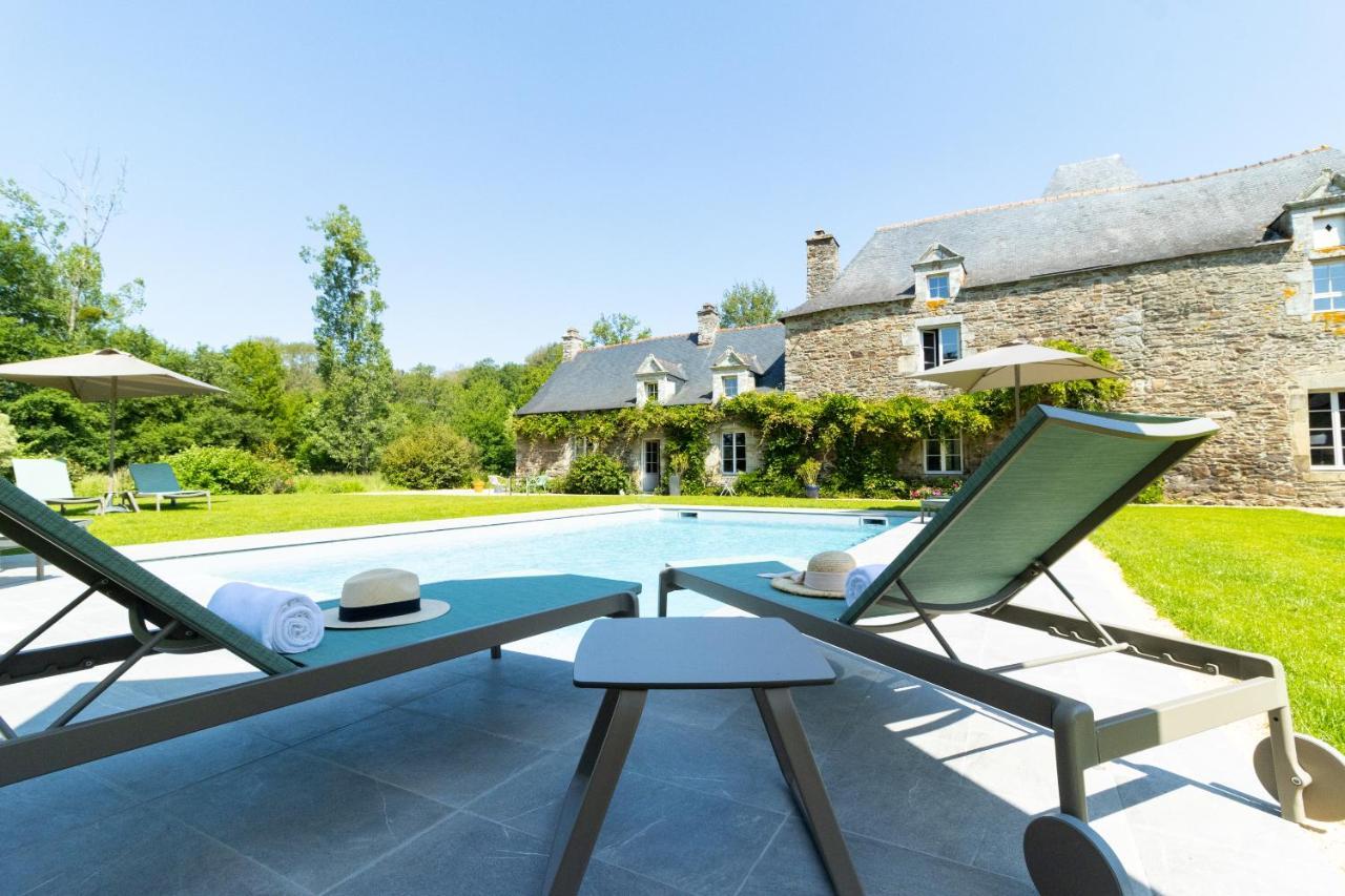 Bed & Breakfast Manoir Du Vau D Arz Et D Hotes Avec Piscine *