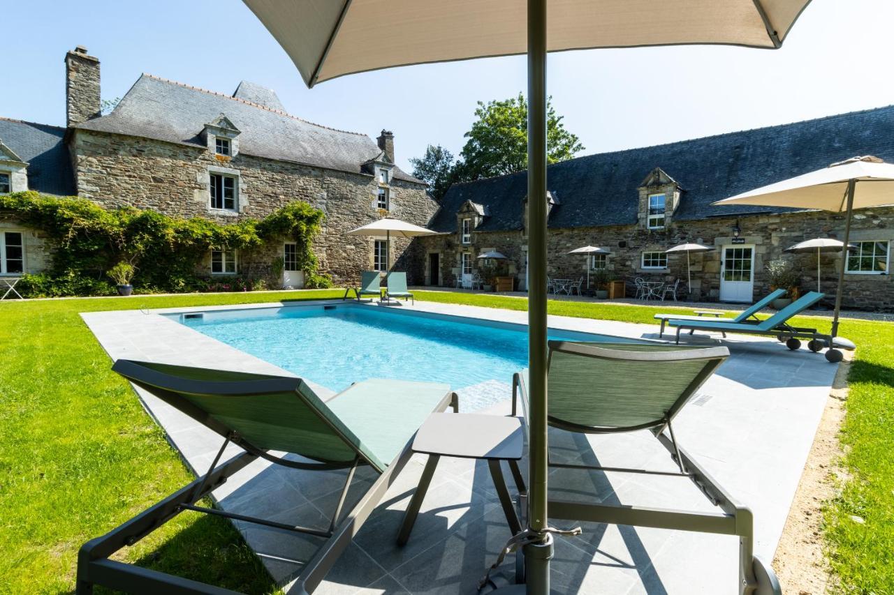 Manoir Du Vau D Arz Et D Hotes Avec Piscine